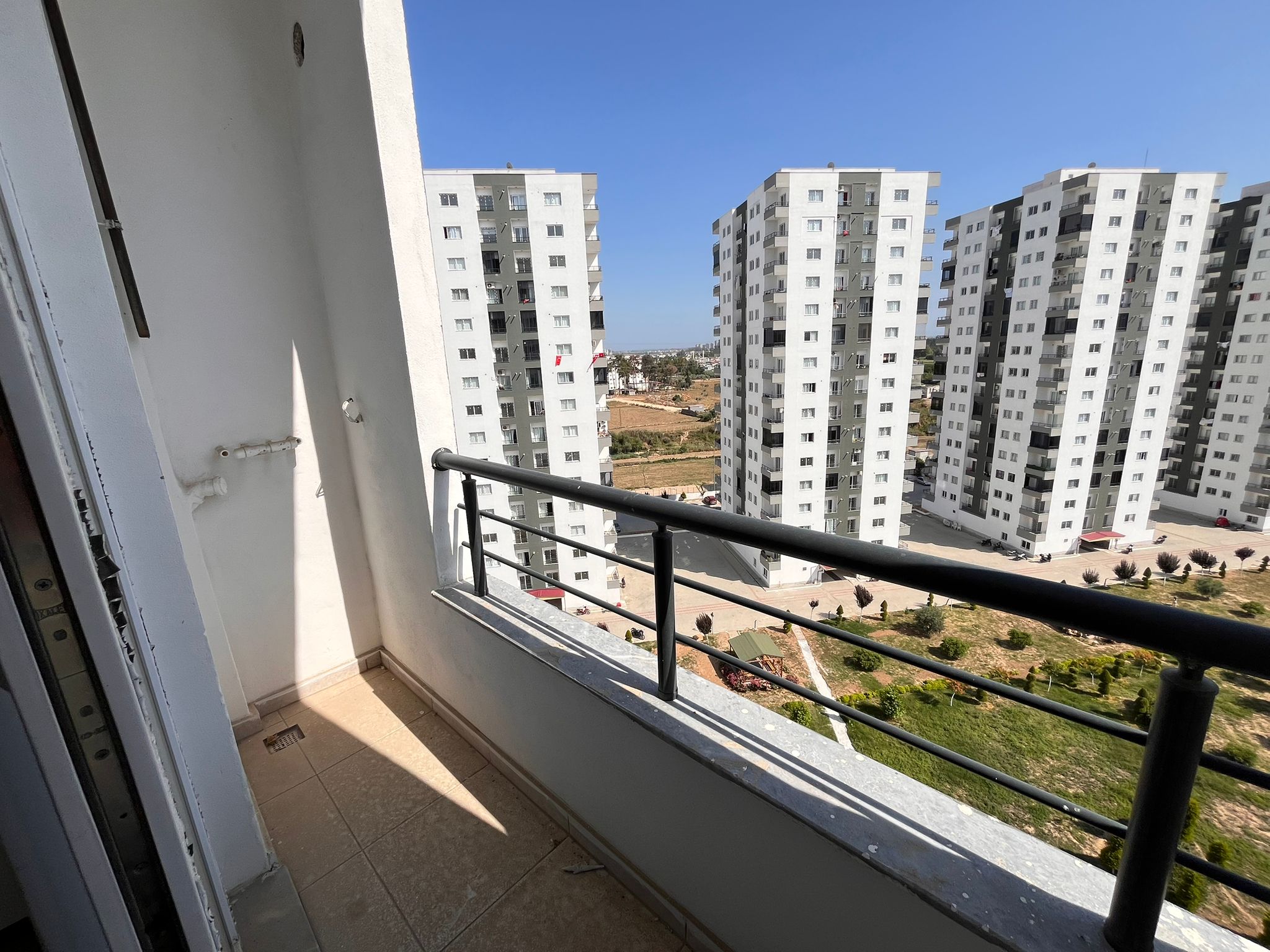 VERSUS GAYRİMENKUL'DEN SATILIK 3+1 DAİRE
